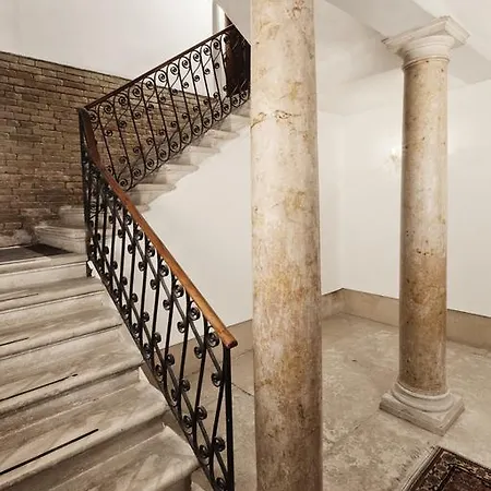 Ca' Bragadin E Carabba Gasthuis 3*