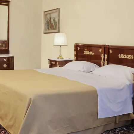 Ca' Bragadin E Carabba Gasthuis Venetië