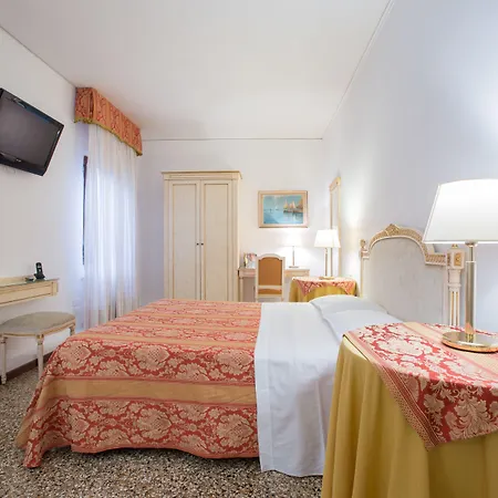 Gasthuis Ca' Bragadin E Carabba