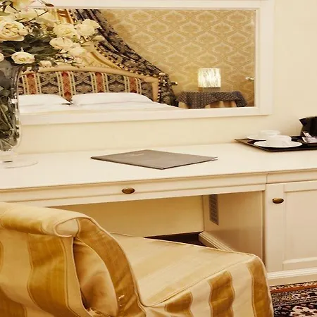 ضيافة كا'براغادين إي كارابا بيت ضيافة البندقية